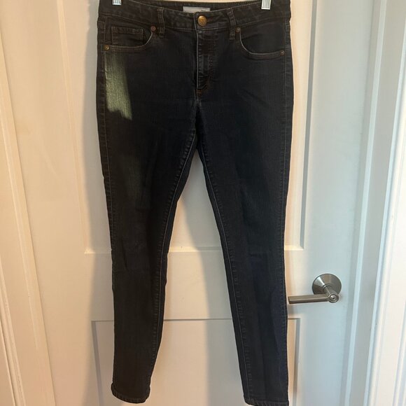Loft; 28/6 P; Curvy skinny dark wash denim jeans - Picture 1 of 2
